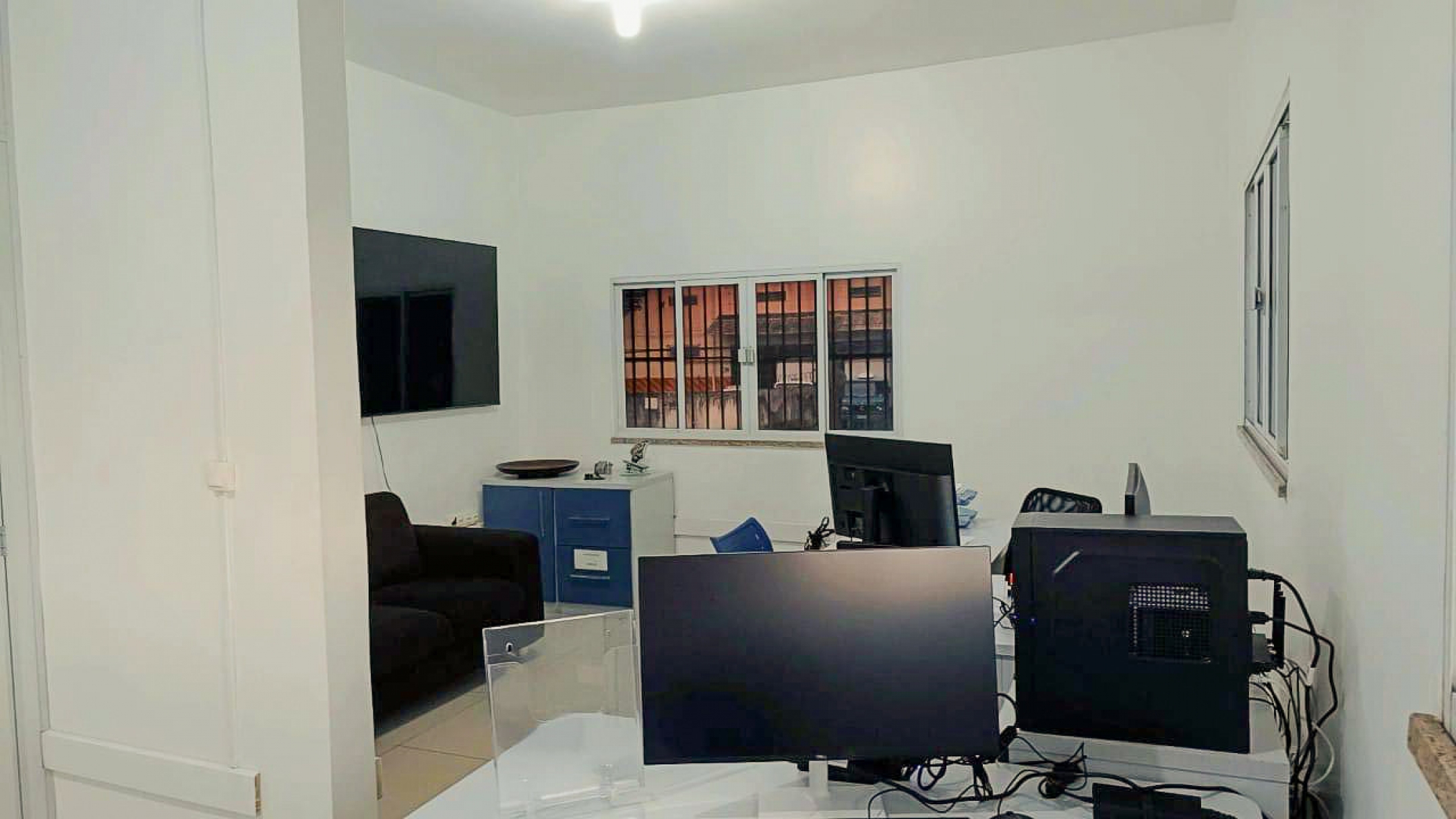 🚀 Seu Projeto em Boas Mãos: Alumínio com Corte Preciso, Solda Forte e Acabamento de Ponta! - Quem Somos | Alumiaço